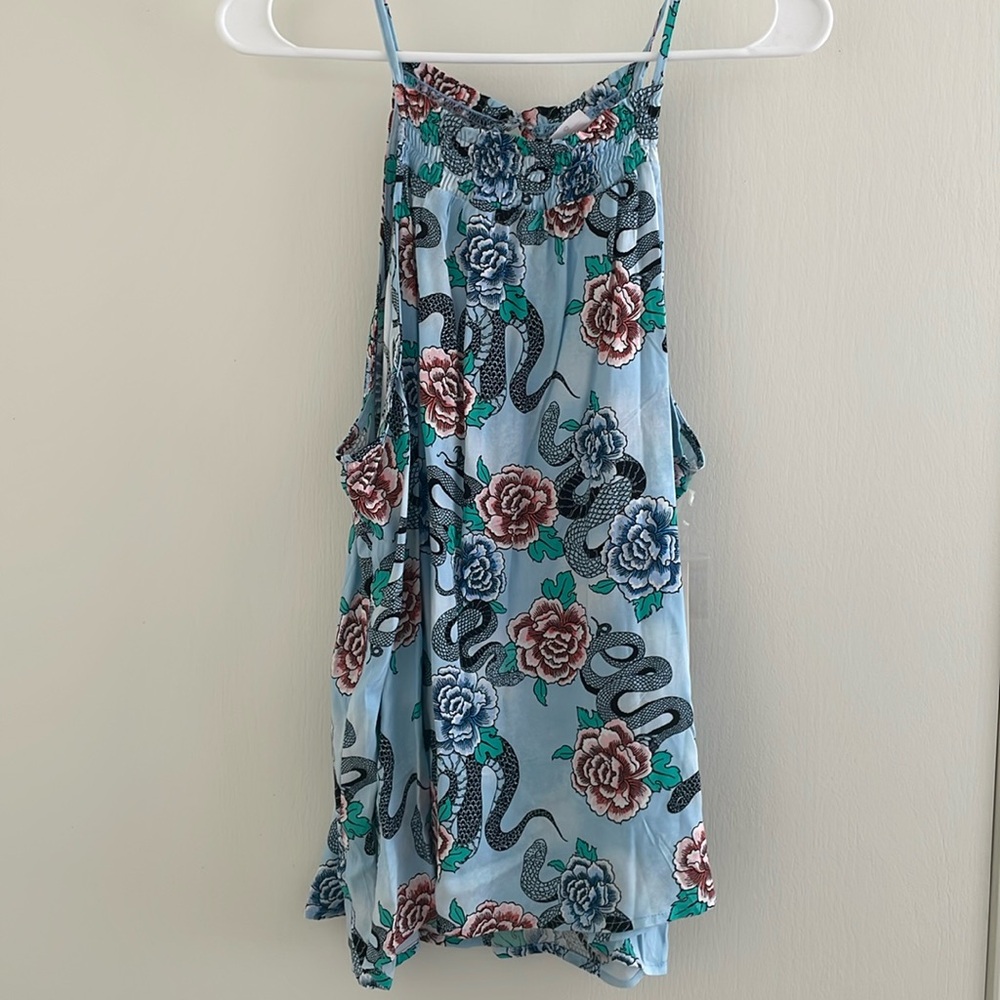 NWT No Boundaries Snake and Flowers Flow-y Tank Top.  Size: XXXL
